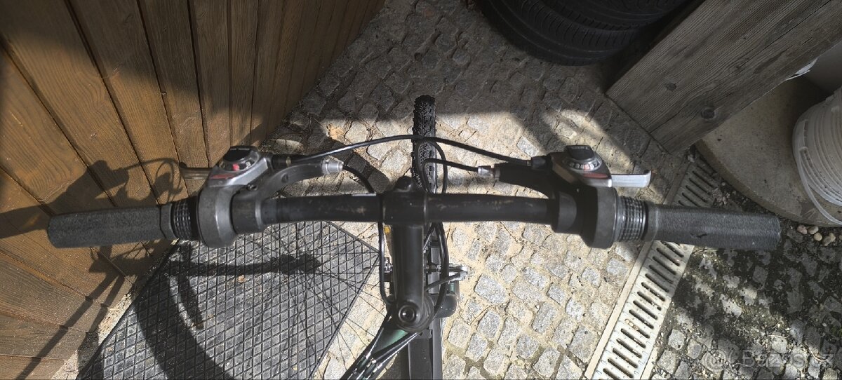 Trekové kolo Author CRG2001 - 9