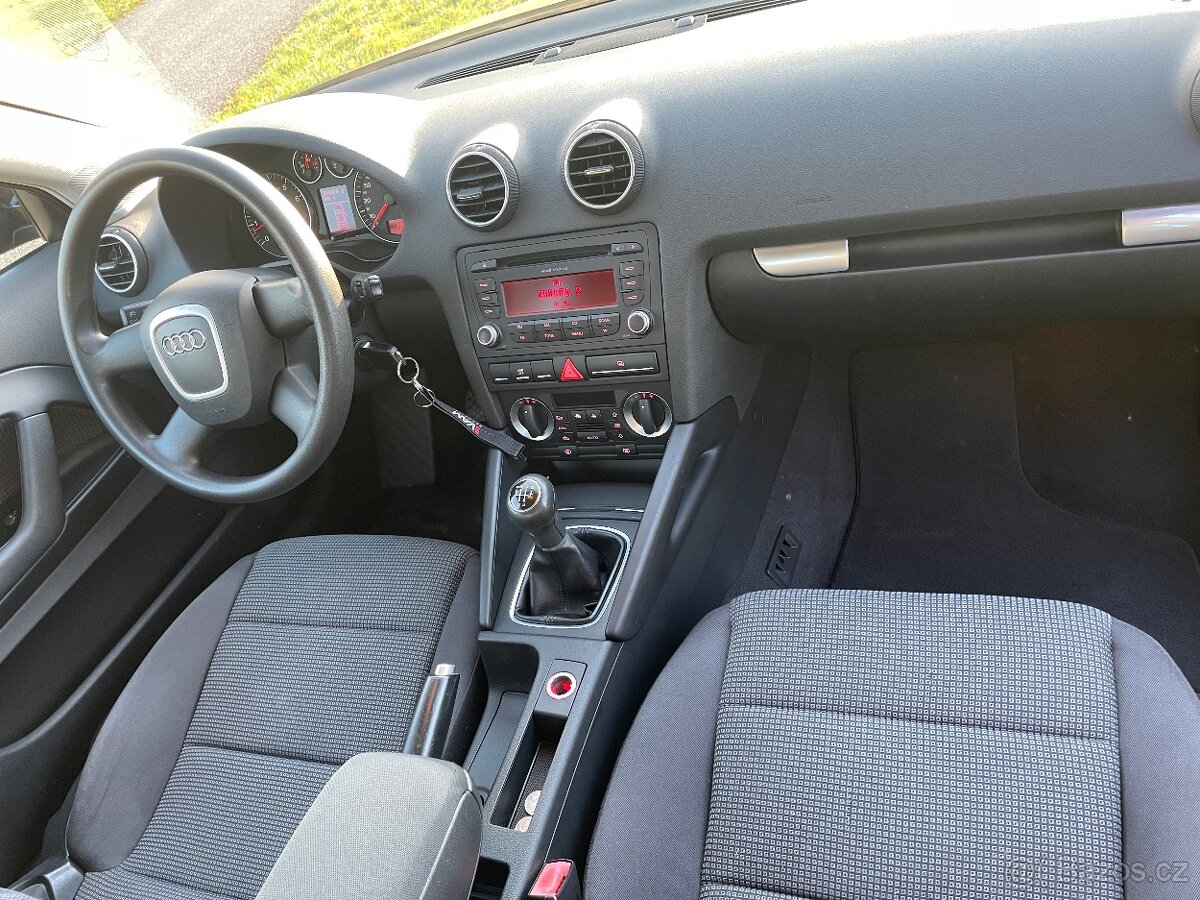 Audi A3 1.6 (75kW), r. 2008 - 9