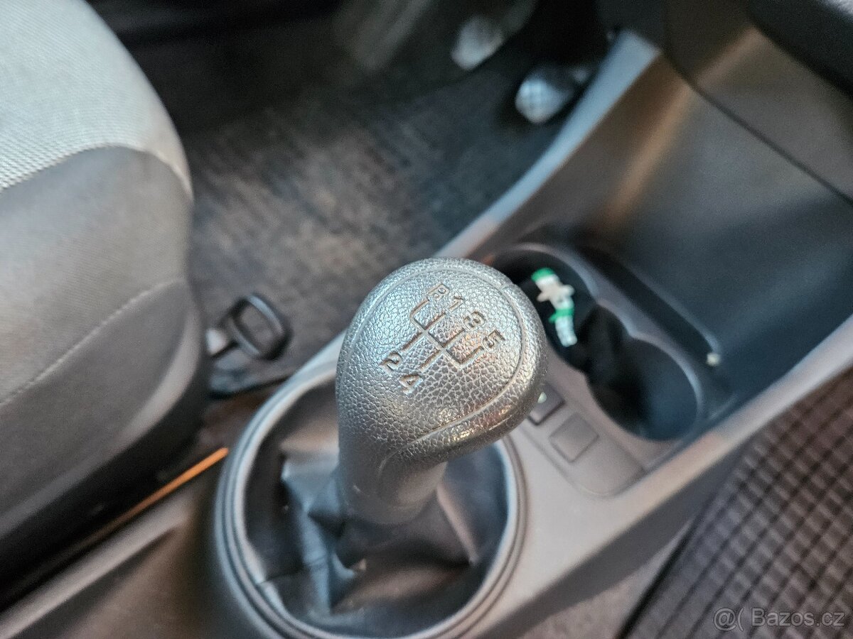 ŠKODA FABIA 2 1.2HTP++44KW++LPG - 9