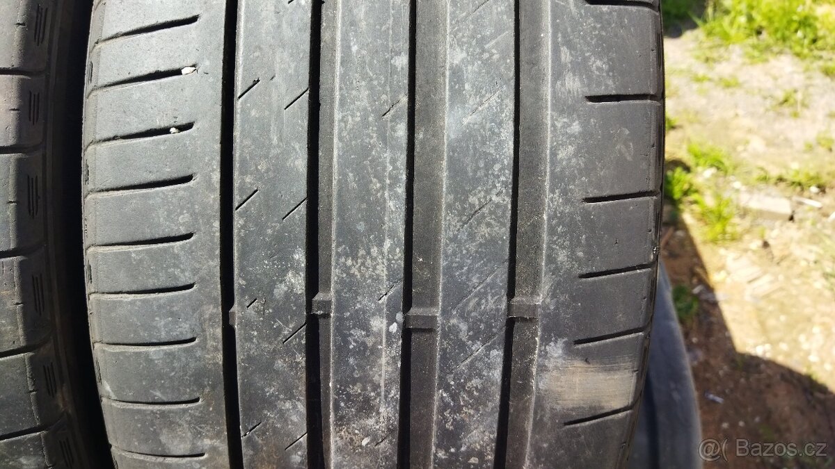 Nexen 275/40 R20 106Y - 9
