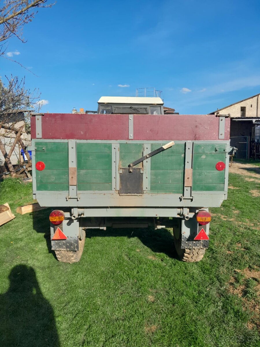 Jednonapravová brzděna kára za traktor - 9