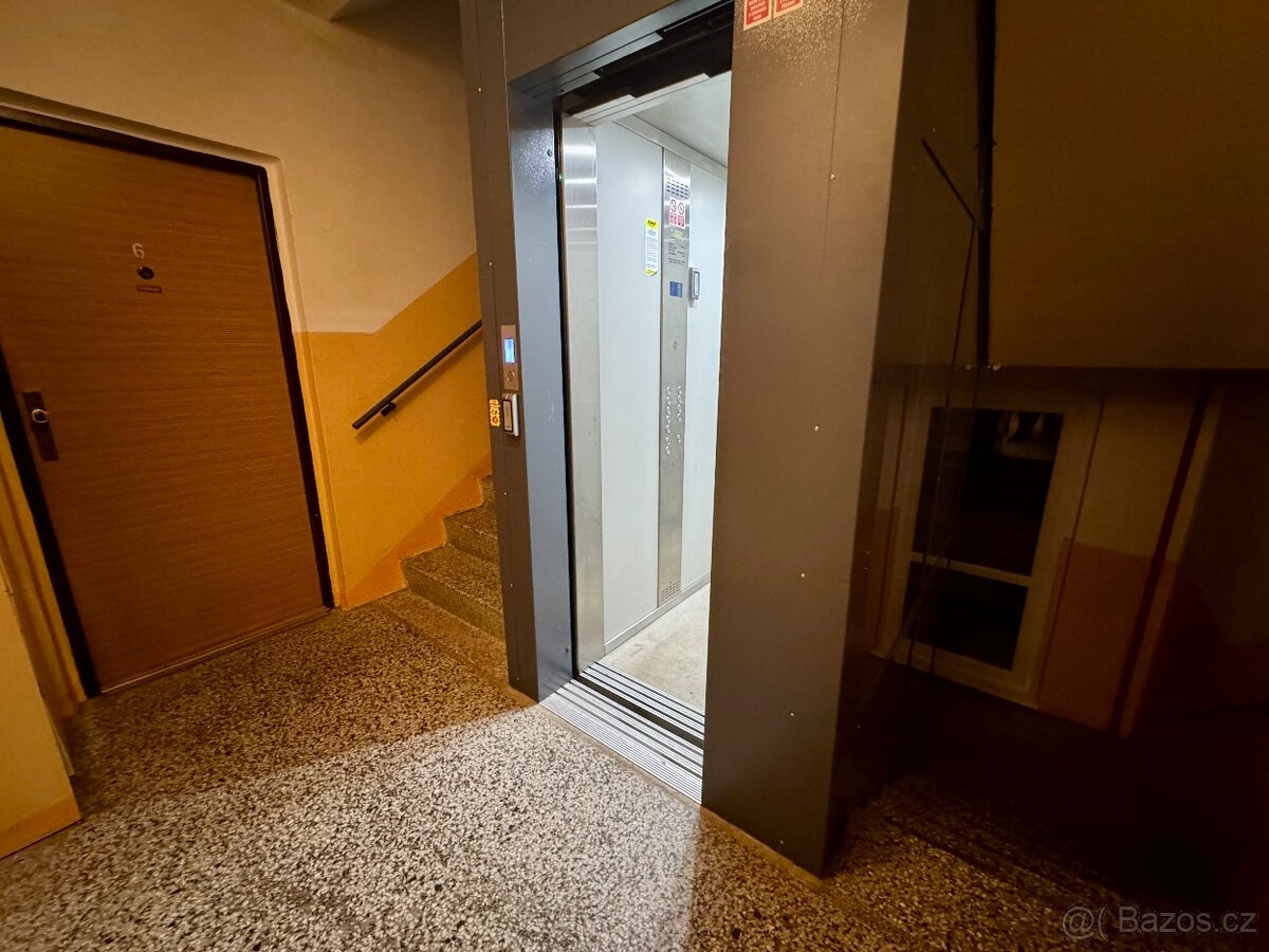 Prodej, byt 1+1, OV. Chomutov, Školní Pěšina. - 9