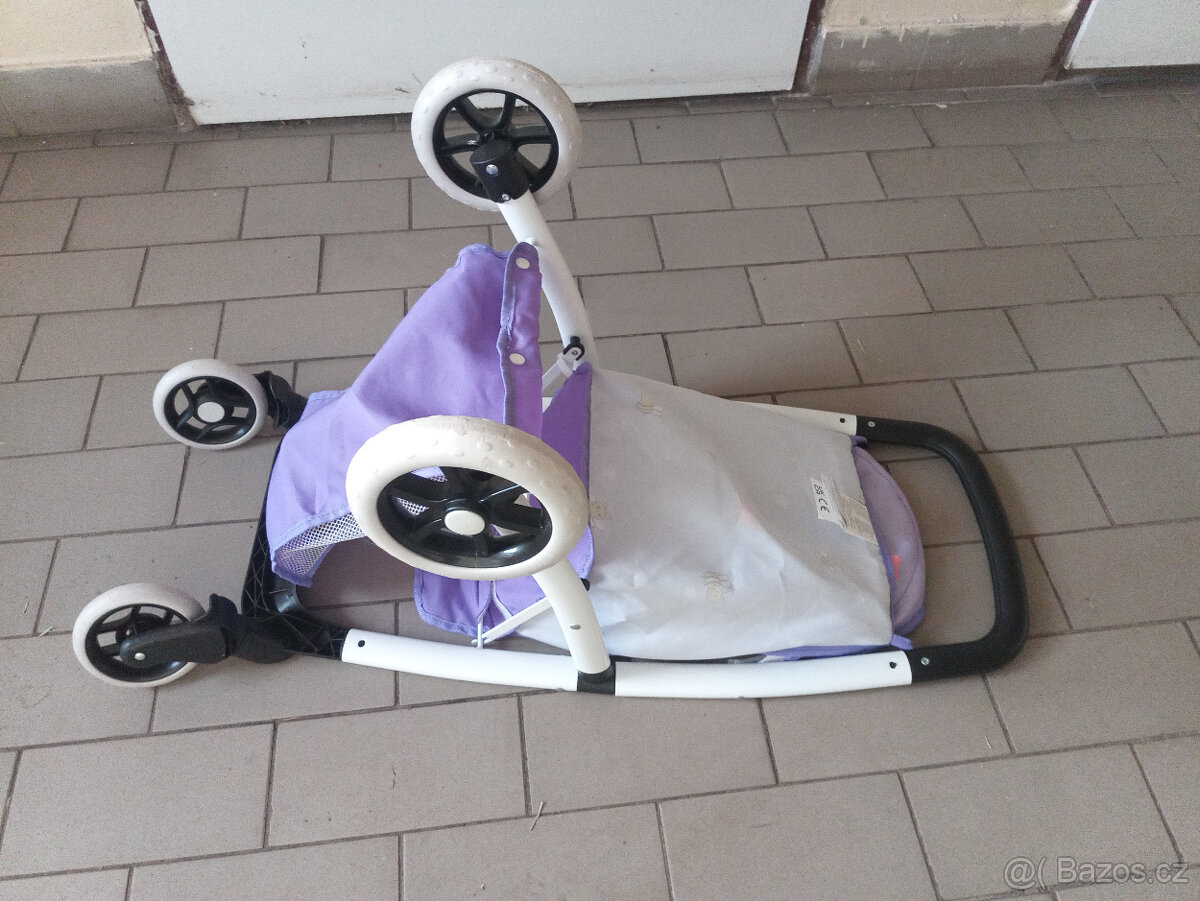 Kočárek pro panenku - 9