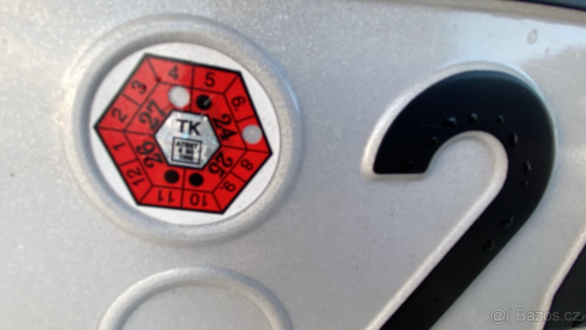 VW Passat Variant 1.9tdi manuál - 9