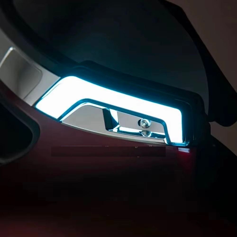 HARLEY DAVIDSON - Touring - 9