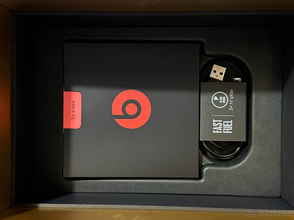 Beats by Dr. Dre Studio3 Wireless - 9