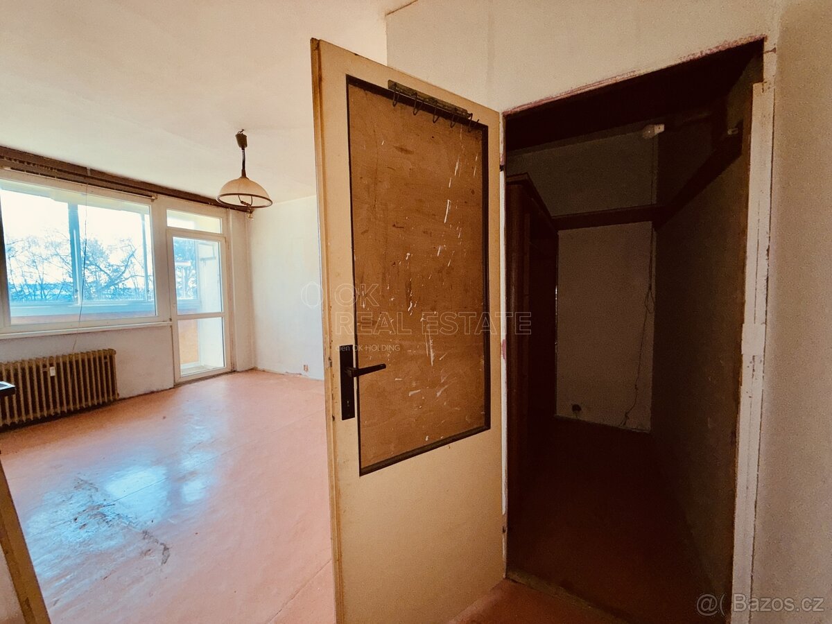 Byt 3+1, Jirkovská, Chomutov - 9