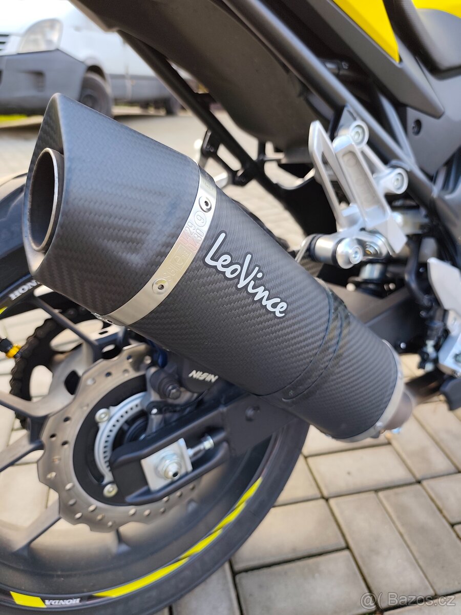 Honda CB 750 Hornet - 9