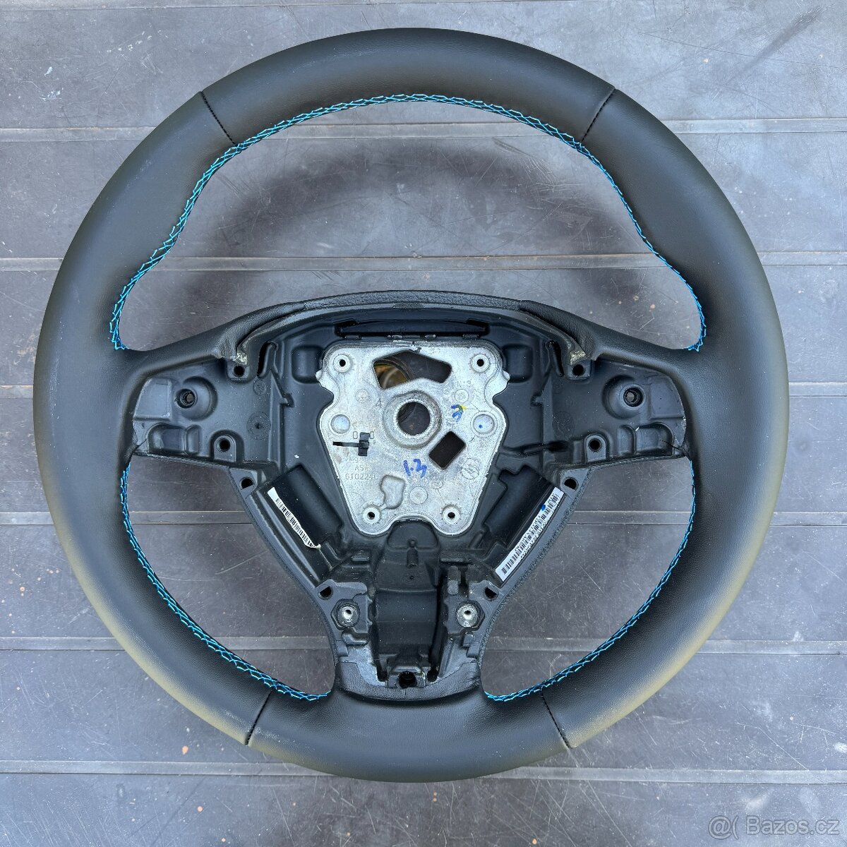 Bmw 5 F10/F11 nový kožený volant - 9