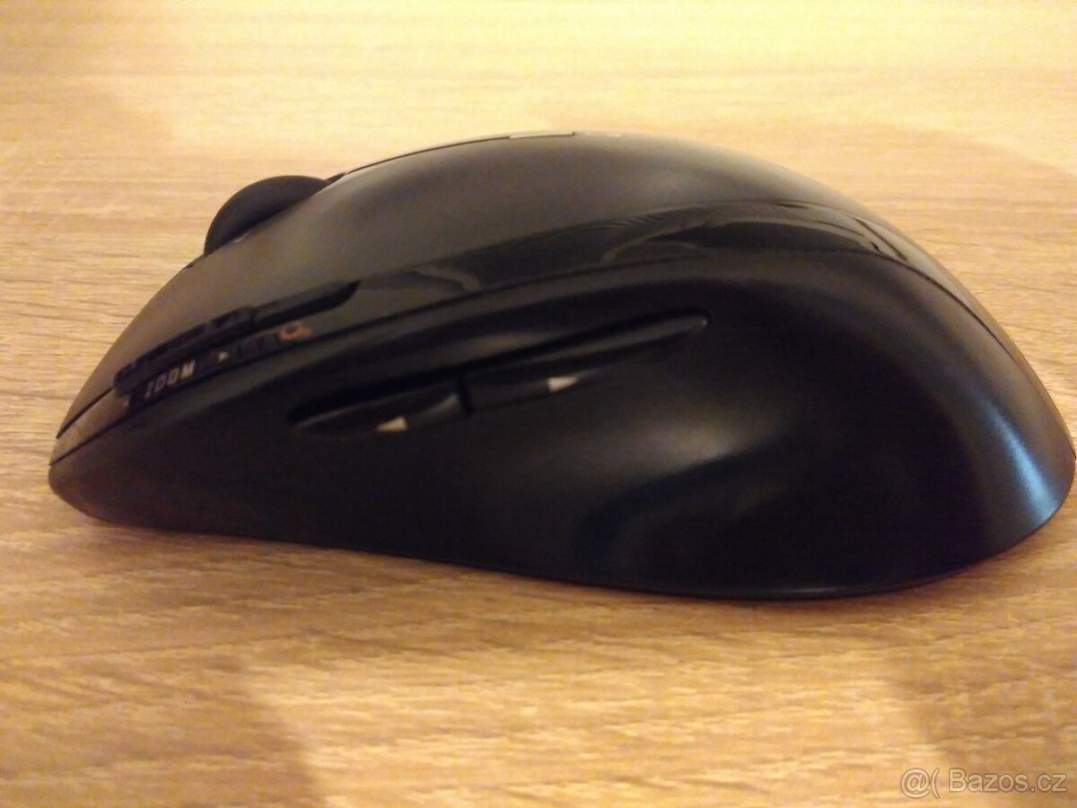 Bezdrátový set klávesnice a myši Logitech MX 3200 - 9