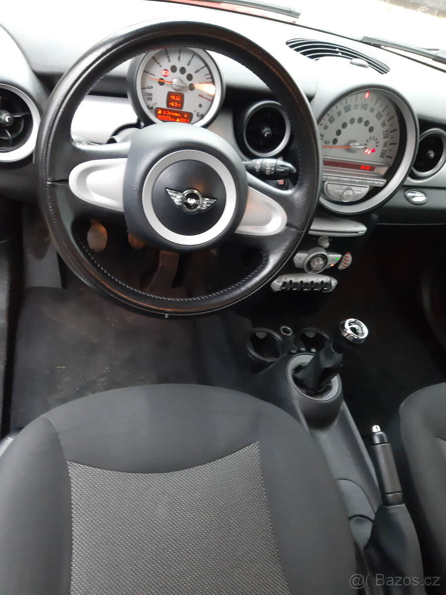 MINI ONE 1.4 benzin, 55 Kw - 9