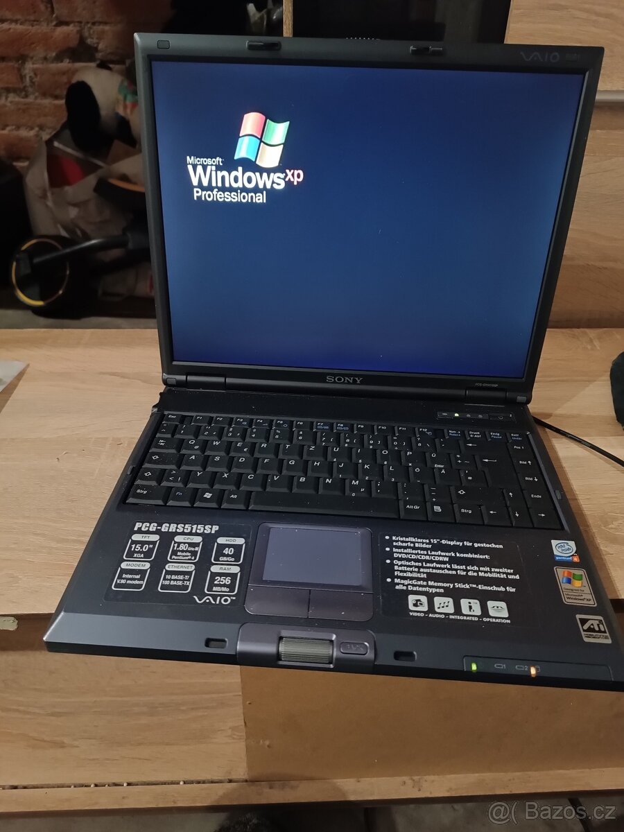 Prodám notebook retro plně funkční z roku 2002 - 9