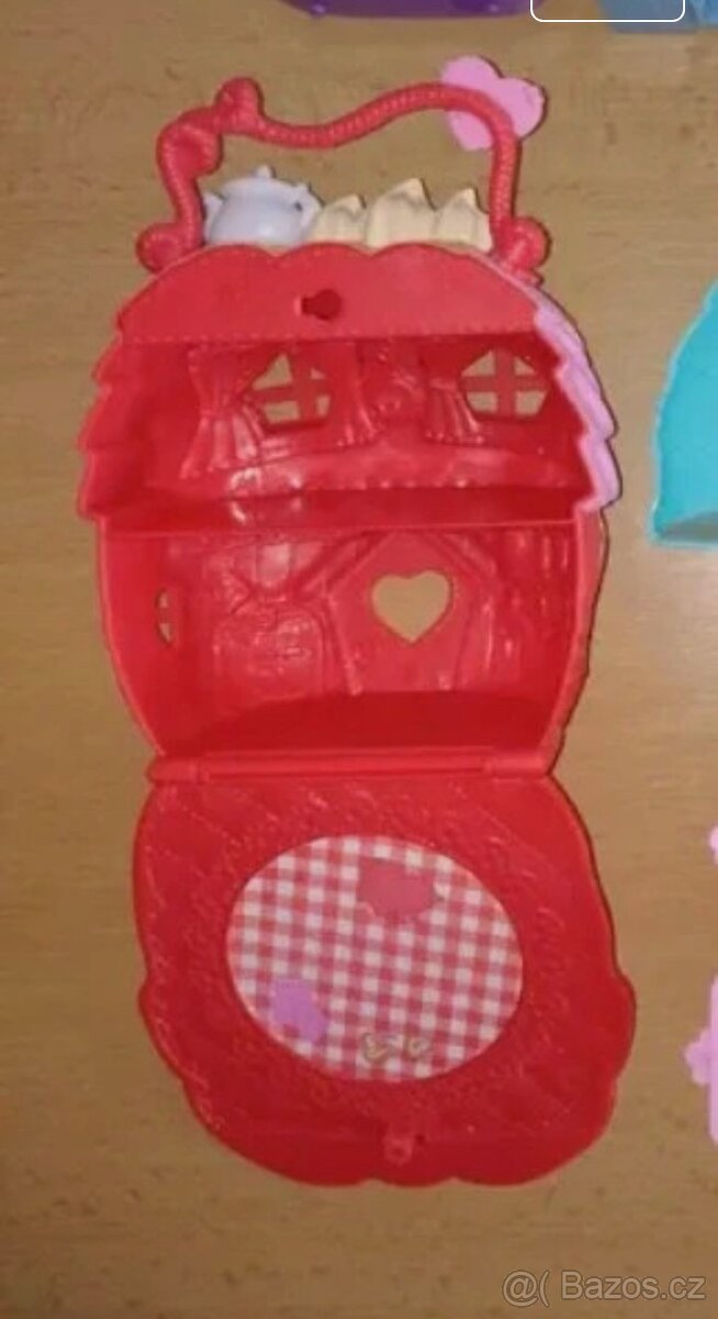 Domeček pro zvířátka mini panenky - 9