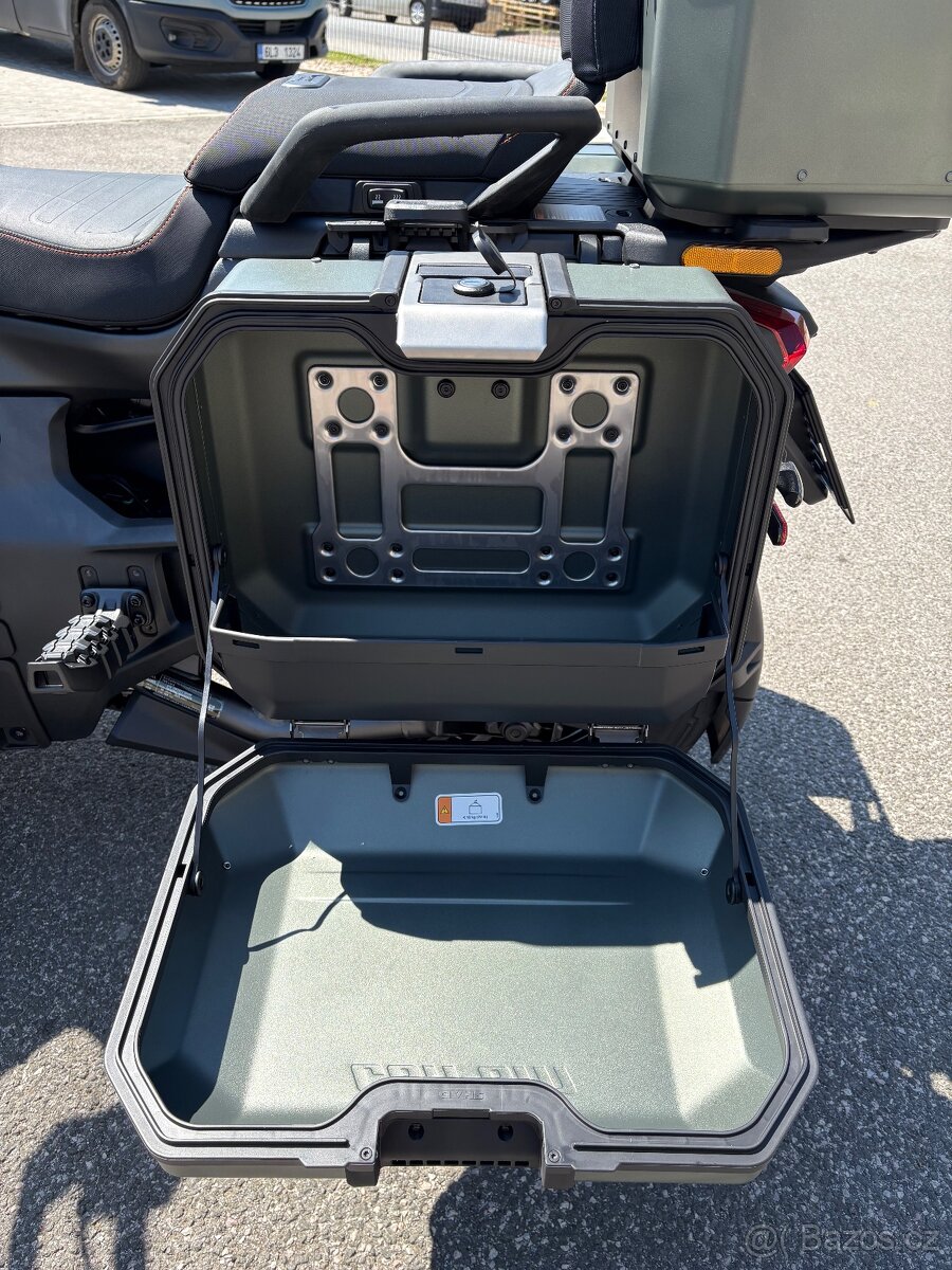 Can Am Canyon Redrock MY2025 - 9