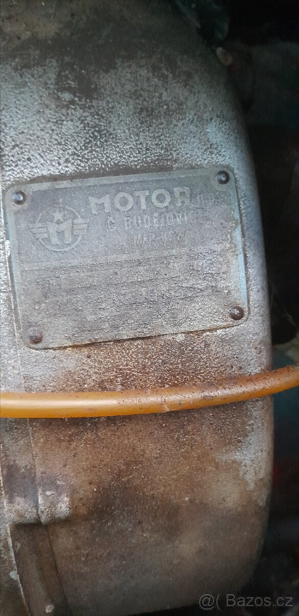 Traktor domácí výroby MOTOR Č. Budějovice - 9