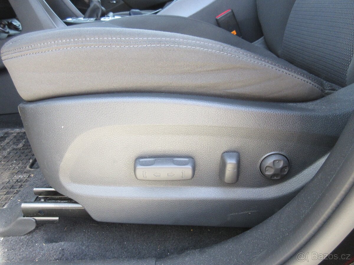 Hyundai Santa Fe 2.2CRDi,4x4,1.maj.DPH,automat - 9