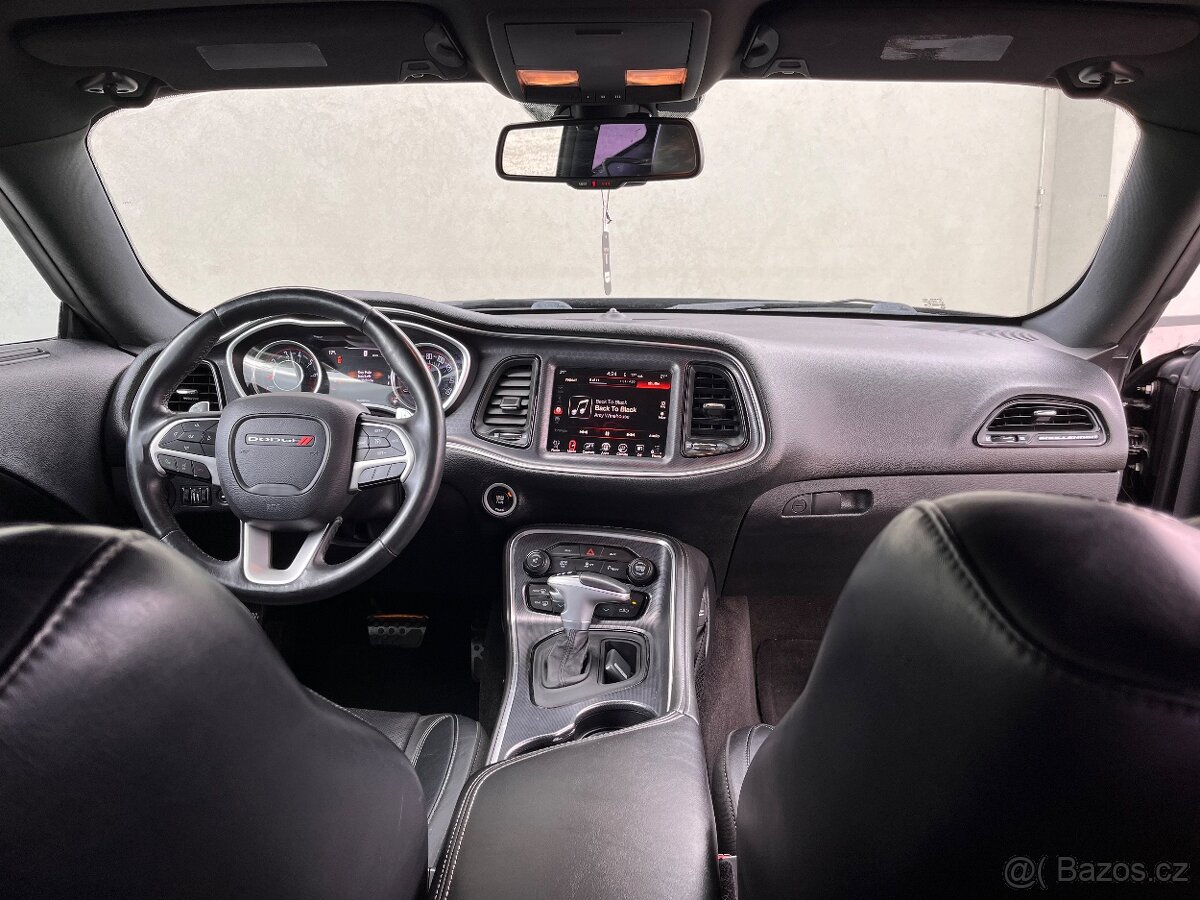 DODGE CHALLENGER, SXT PLUS - 9