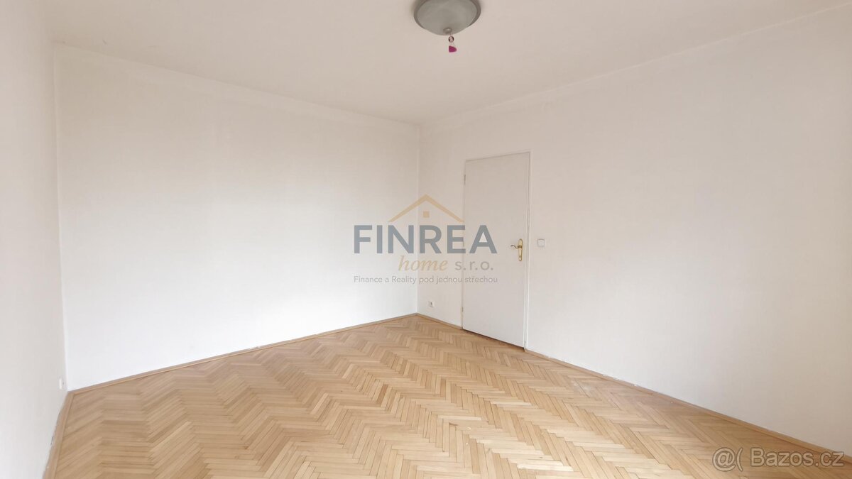 Prodej bytu 2+1 s půdní vestavbou, 104 m2, OV, ul. Podkrušno - 9