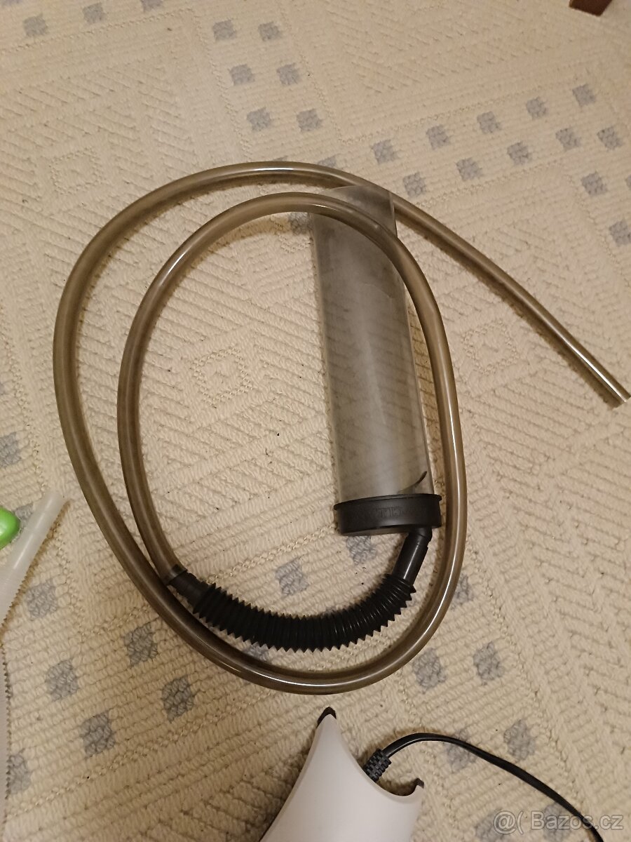 Akvárium včetně vybavení - 9