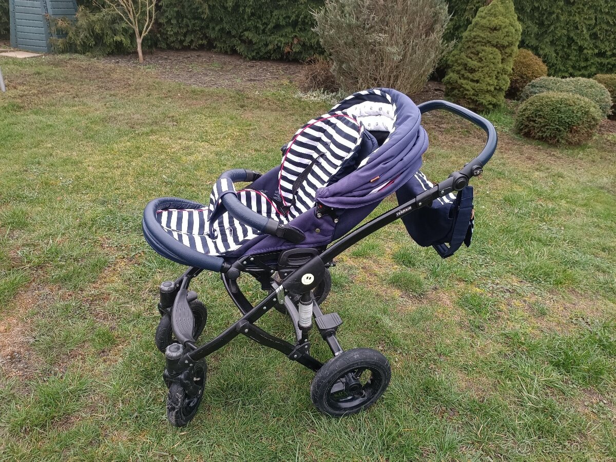 Trojkombinace kočárek - 9