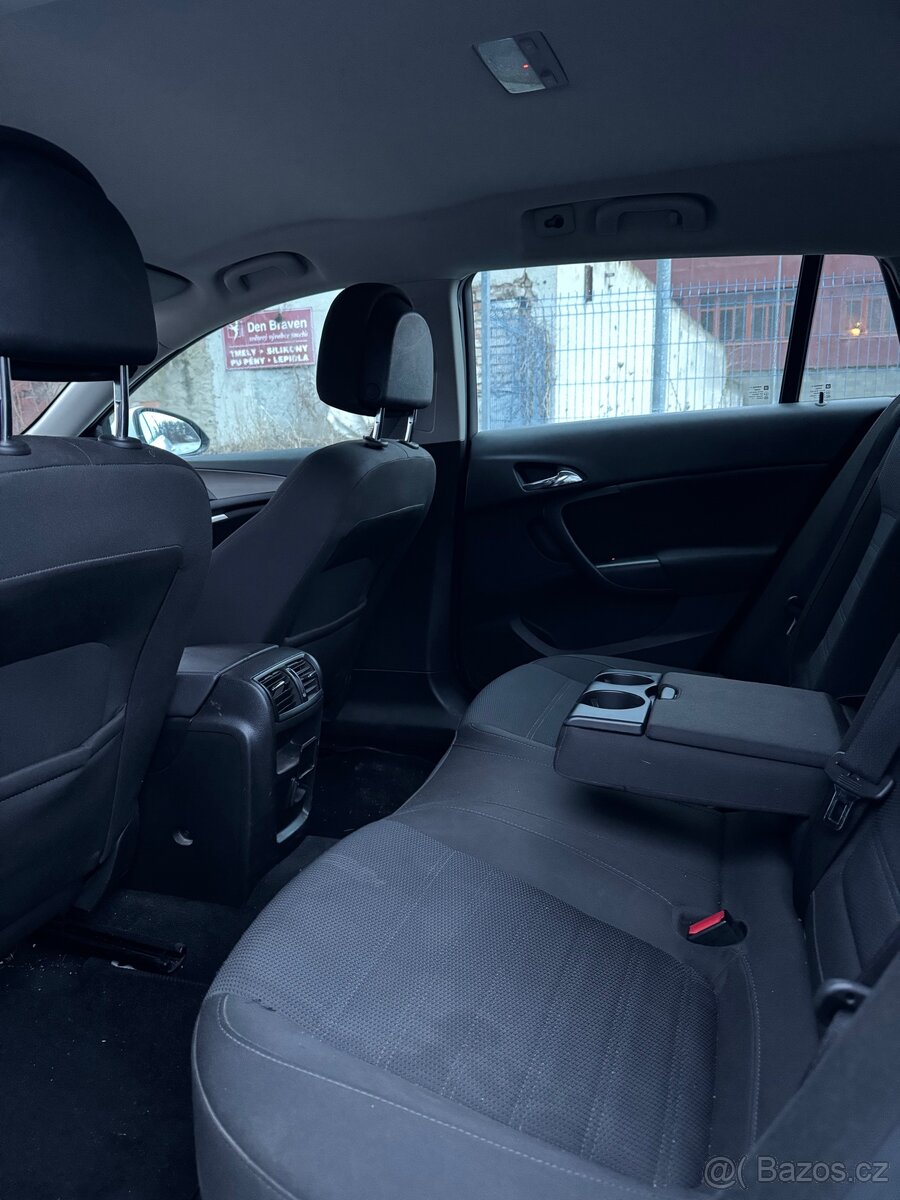 Opel Insignia 2.0 TDI Automat 2009 - 9