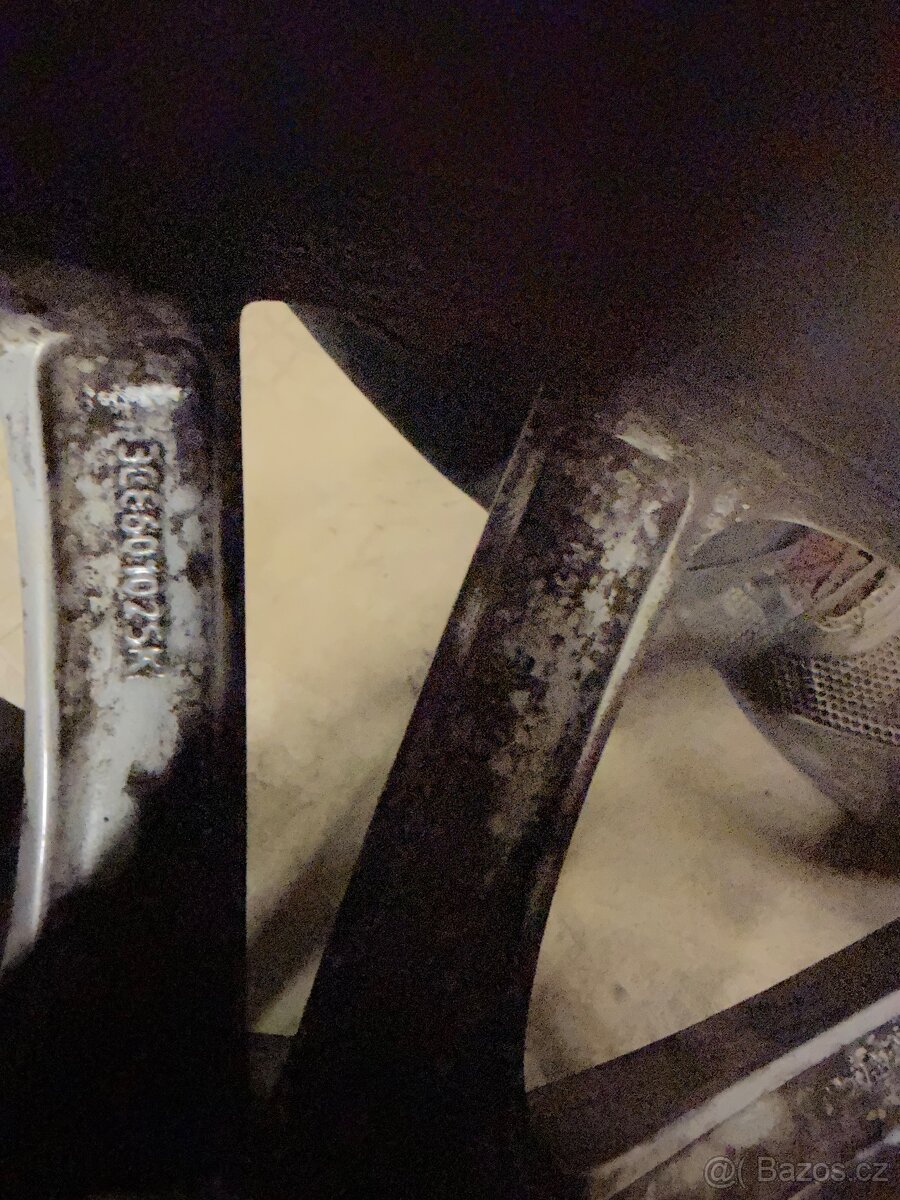 Alu kola VW Passat - 9