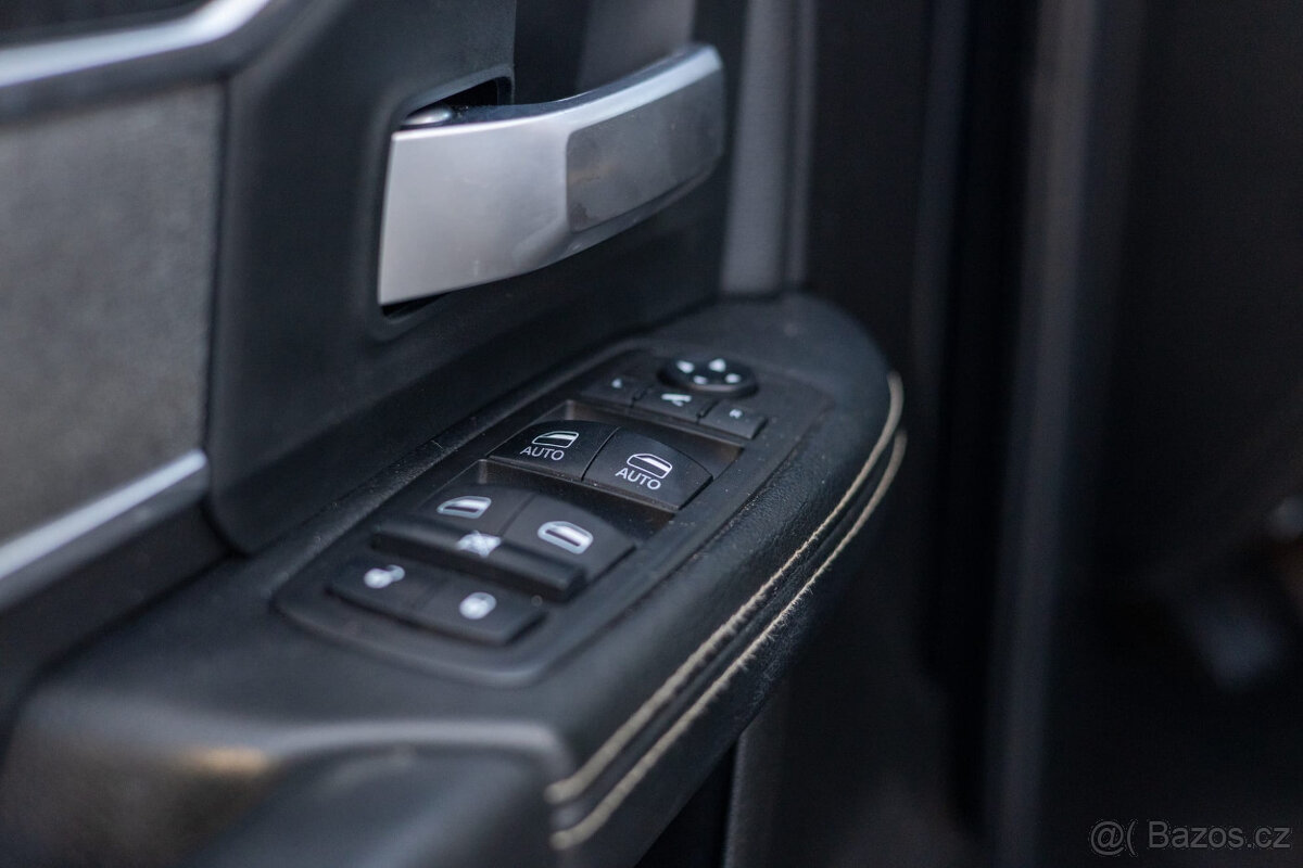 DODGE RAM 2500 Crew Cab 6.7 Cummins Diesel - 9