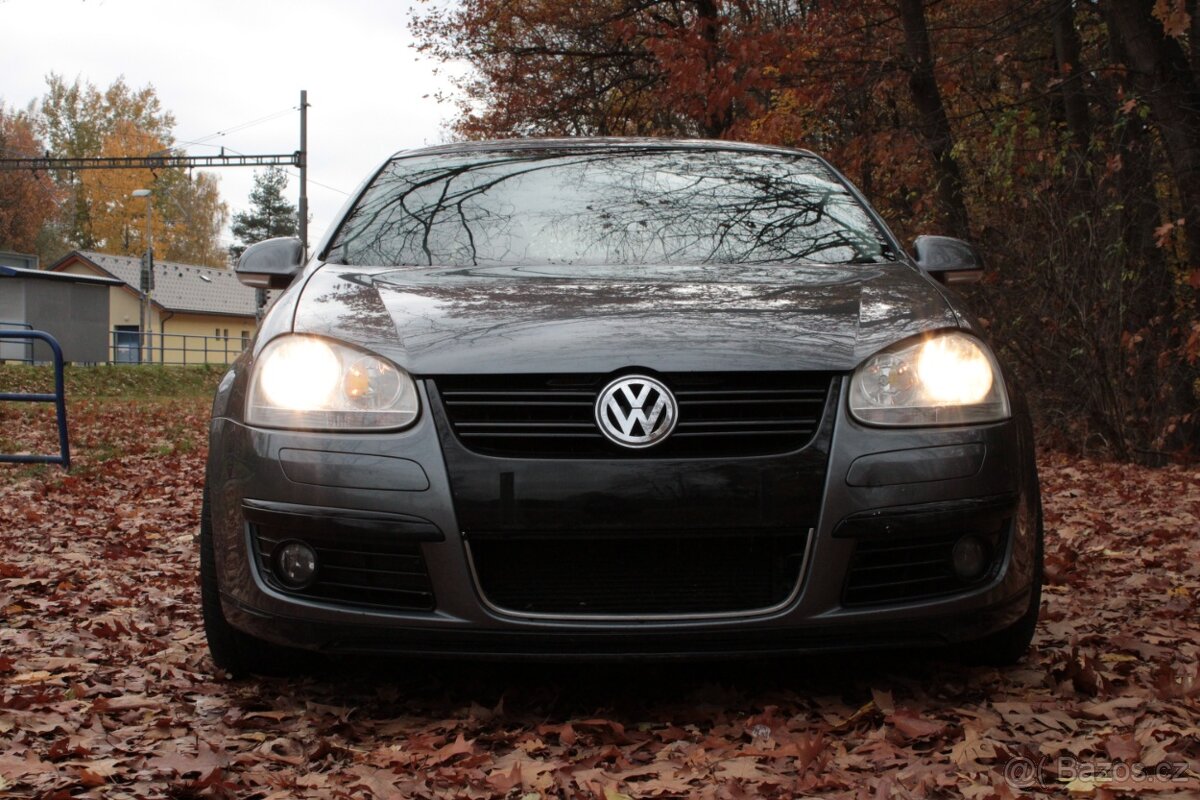 Volkswagen Jetta 1.9tdi 77kw - 9