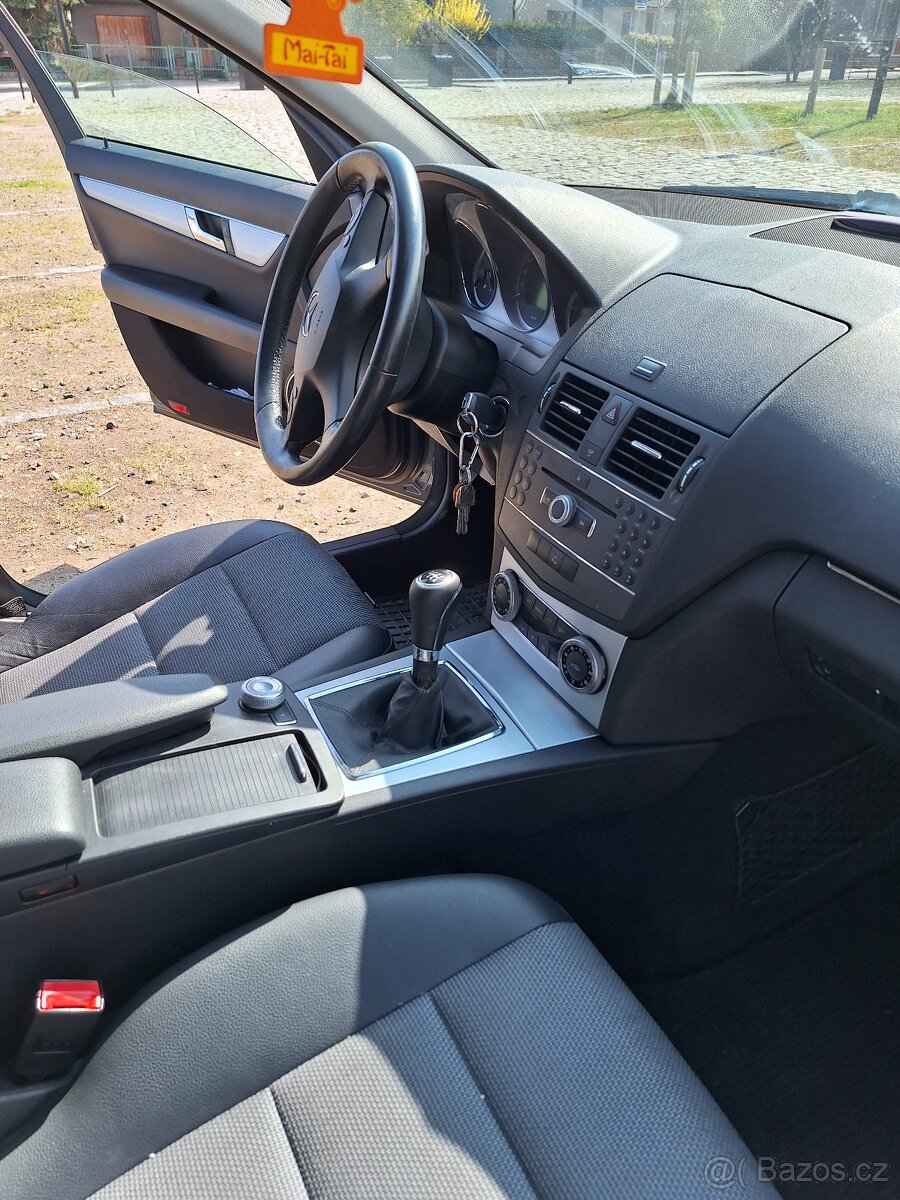 Mercedes 200 CDI - 9