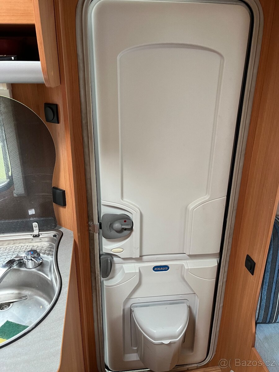 Knaus Sport 550 2012 předstan Klima top stav - 9