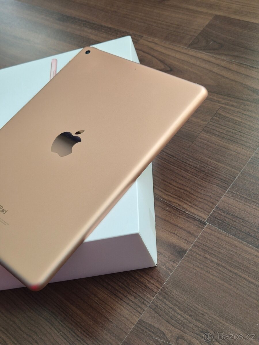 Apple iPad 6 generace 32gb - 9