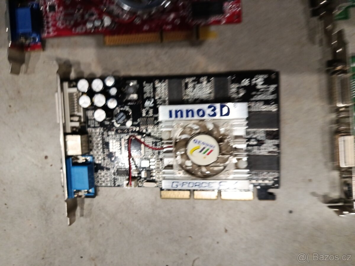 Základní desky, paměti, atd - 9