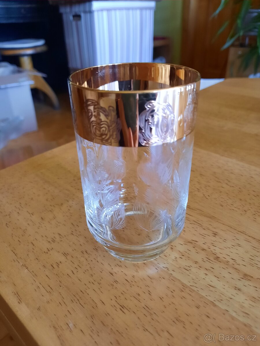 SILNĚ ZLACENÉ SKLENKY NA VÍNO - 5 SAD - 9