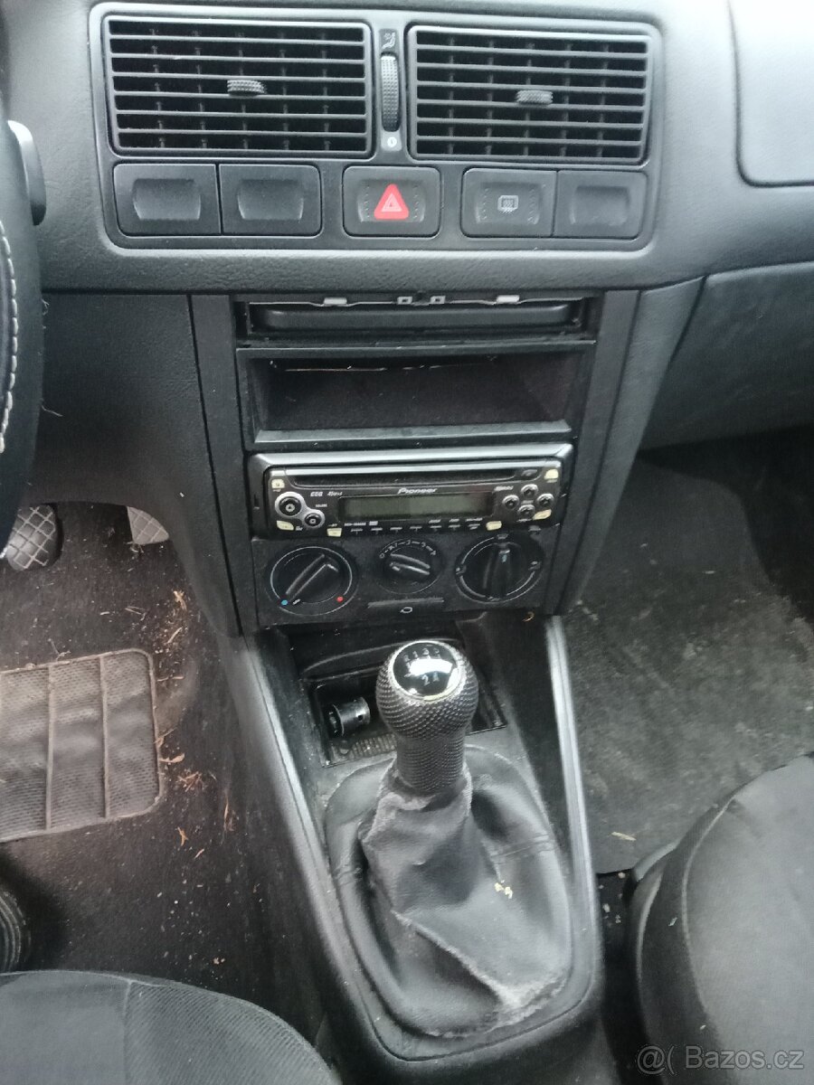 Prodám Volkswagen golf - 9