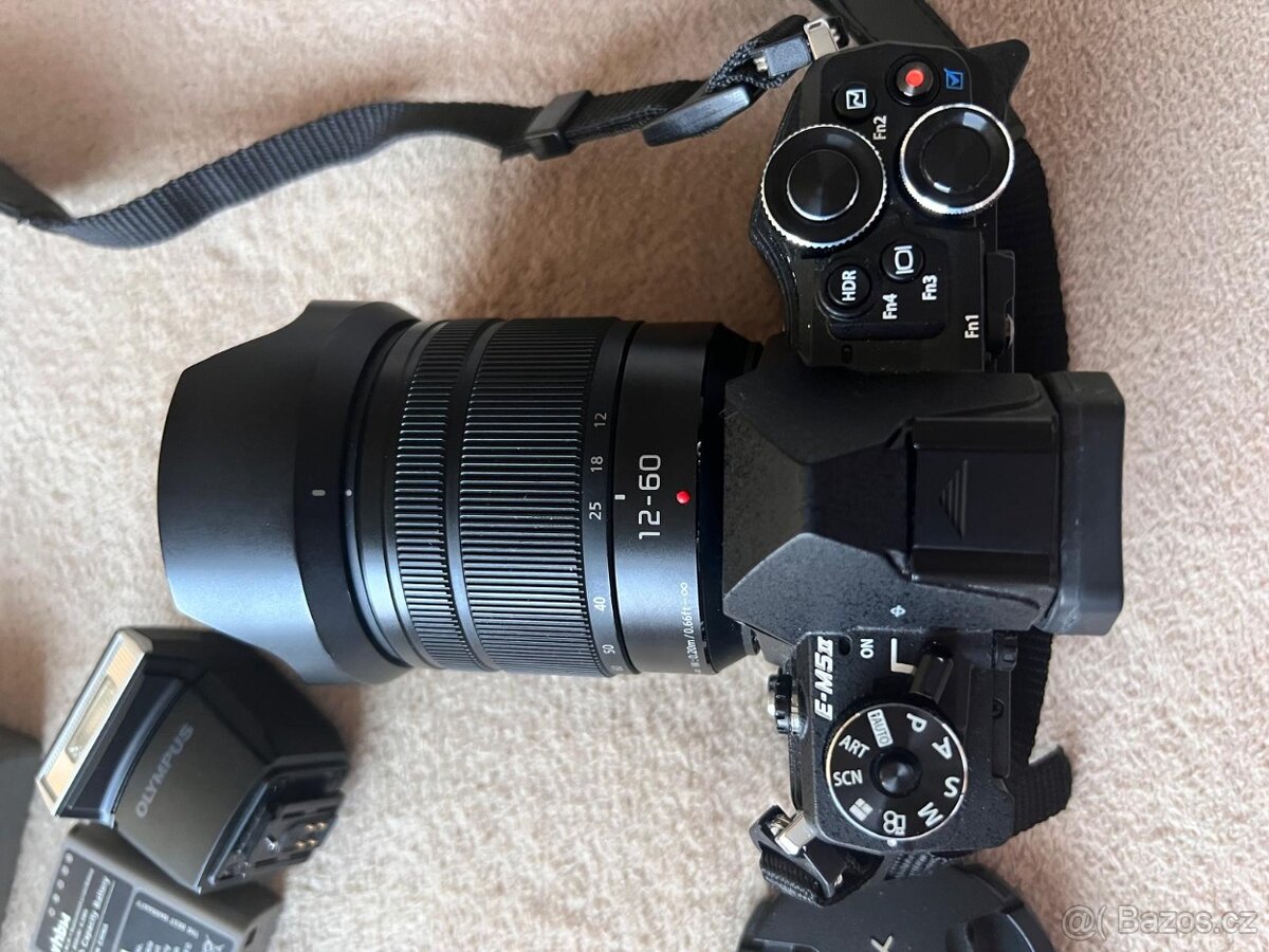 Olympus OM-D E-M5 Mark II – tělo + Panasonic 12–60 m - 9