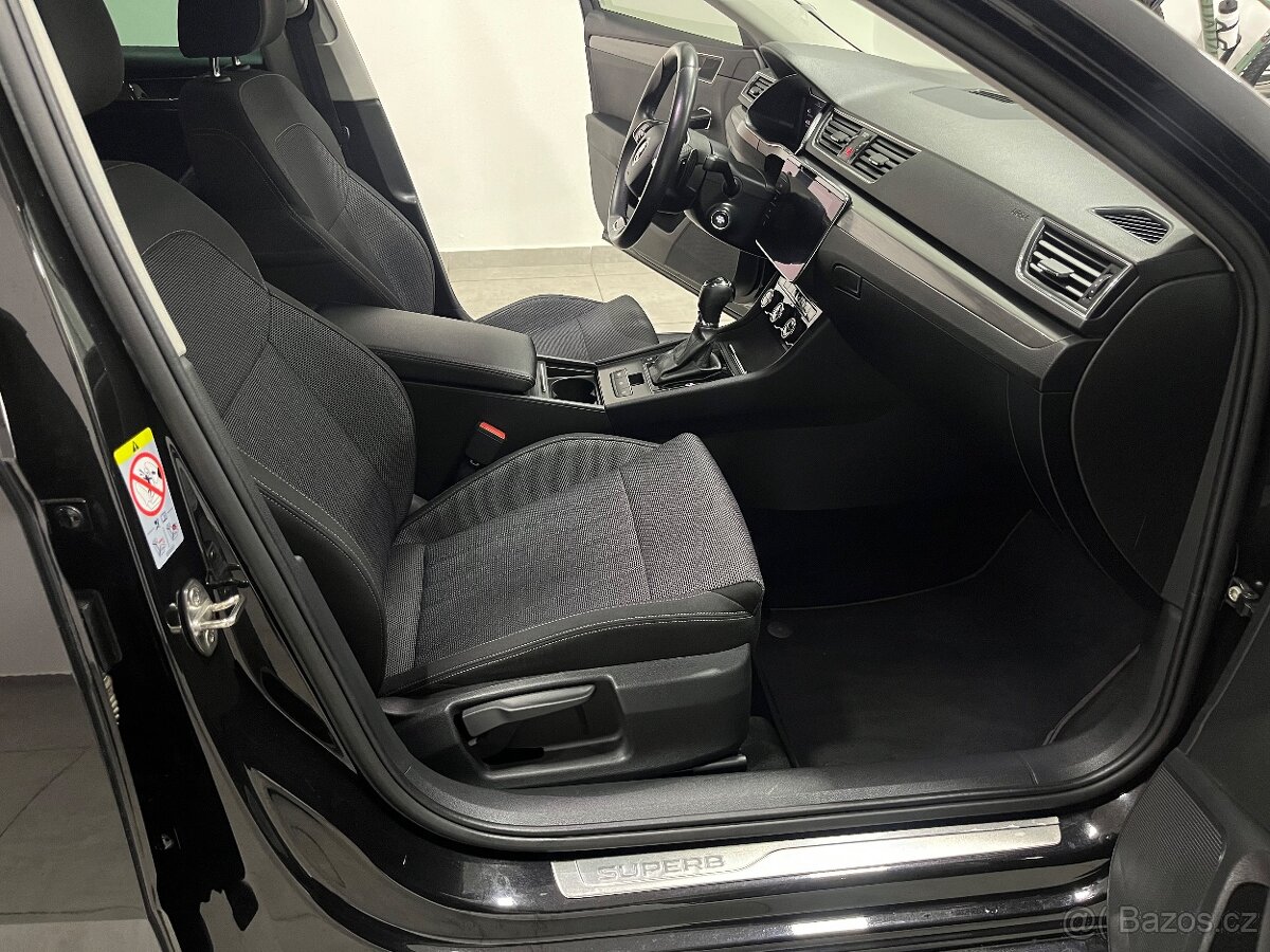 Škoda SUPERB 2.0 TDi DSG MATRIX VIRTUAL KAMERA TAŽNÉ 2021 - 9