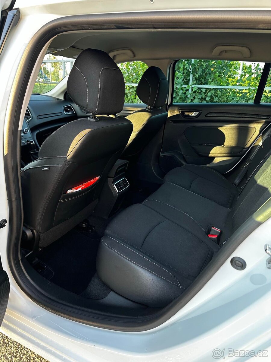 Renault Megane - 9