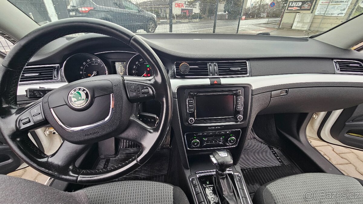 Škoda Superb II 2.0TDi 103kw DSG Combi - 9