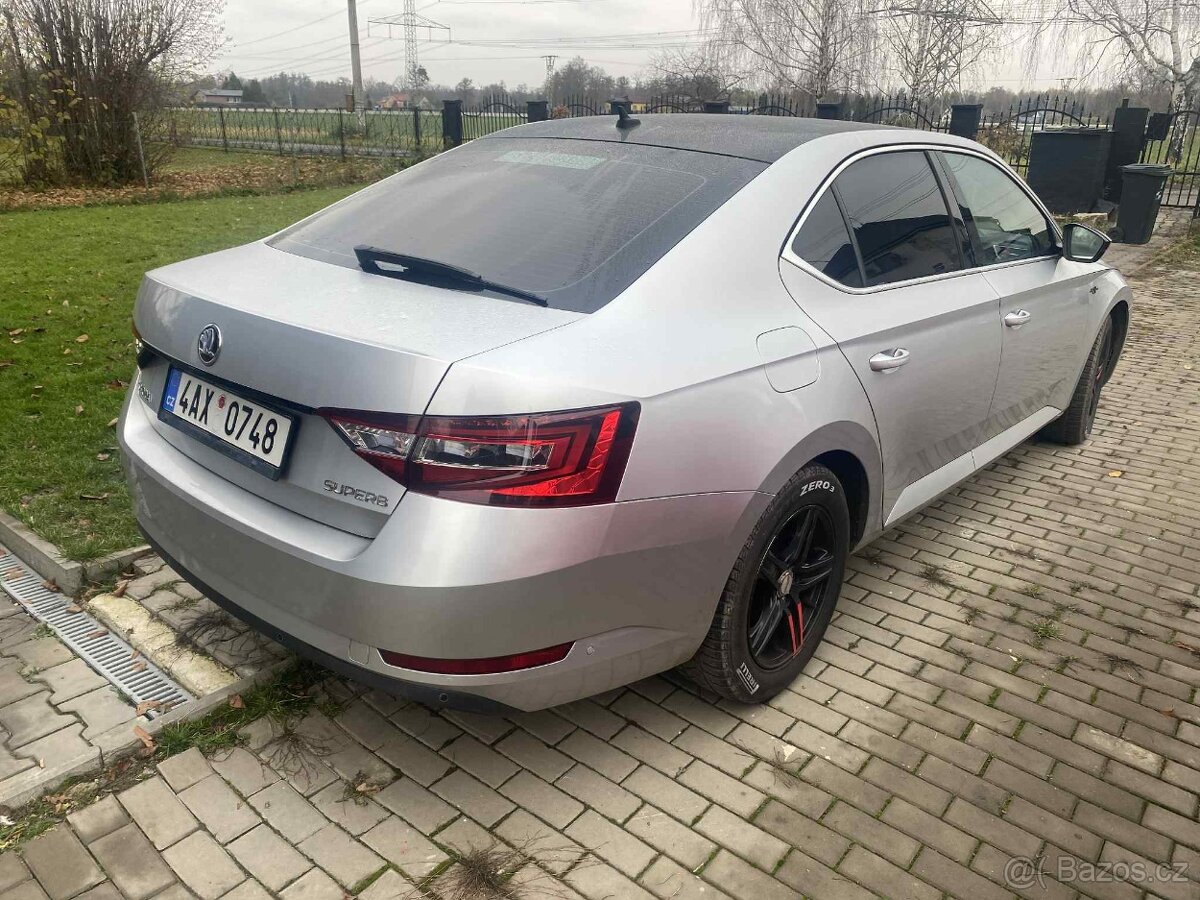 🚗 Škoda Superb 3 2.0 TDI 140 kW – TOP stav, bez investic - 9