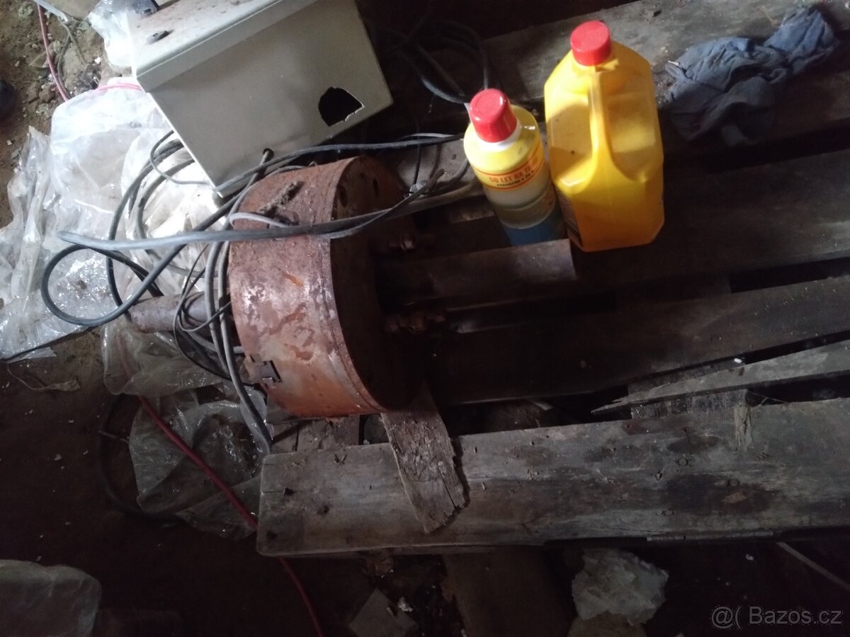 Vybavení kovodílny - 9