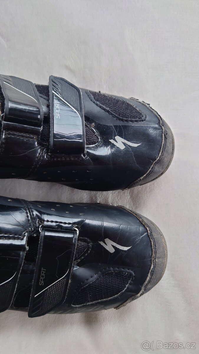 Specialized tretry velikost 39 - 9