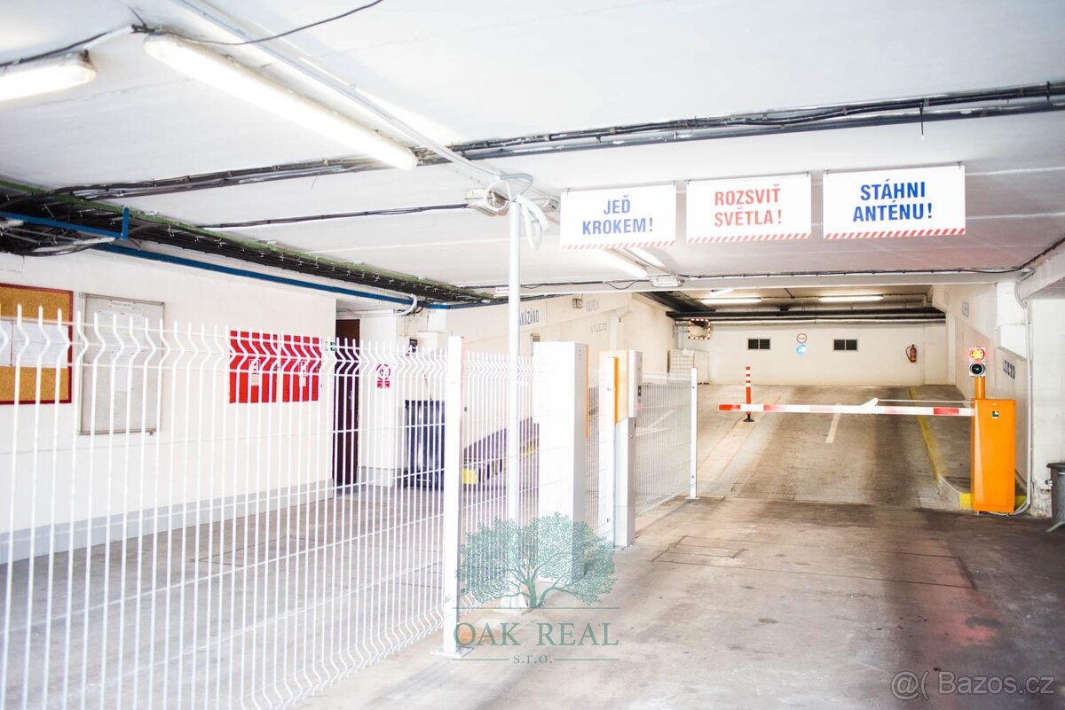 Pronájem, Garážové stání, 14 m² - Praha - Podolí - 9