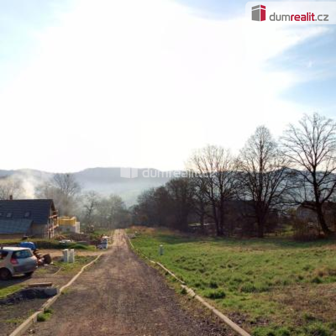 Prodej pozemku určeného k výstavbě RD včetně podílu na příje - 9