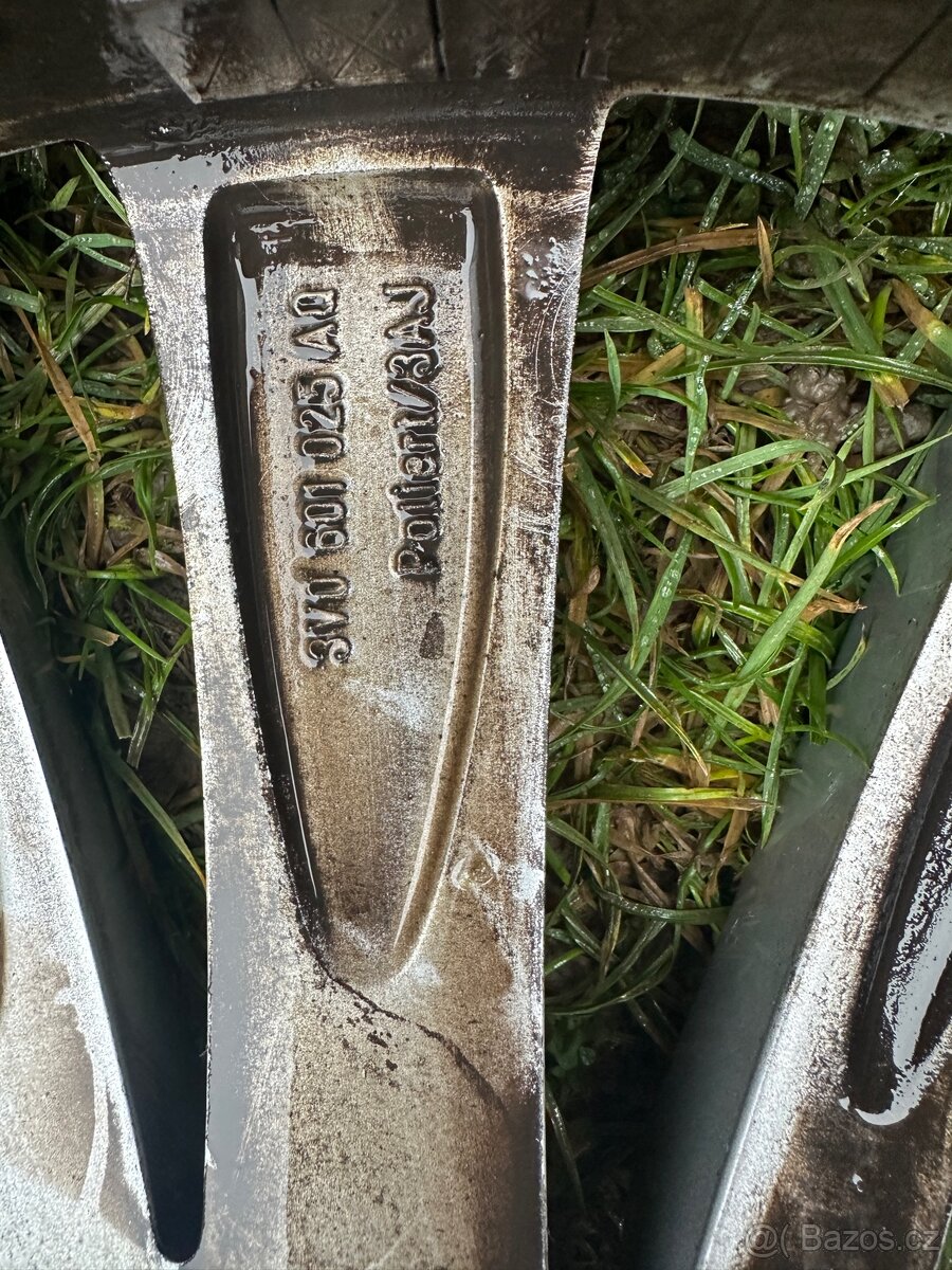Originální litý disk Škoda Trinity 19" - 9