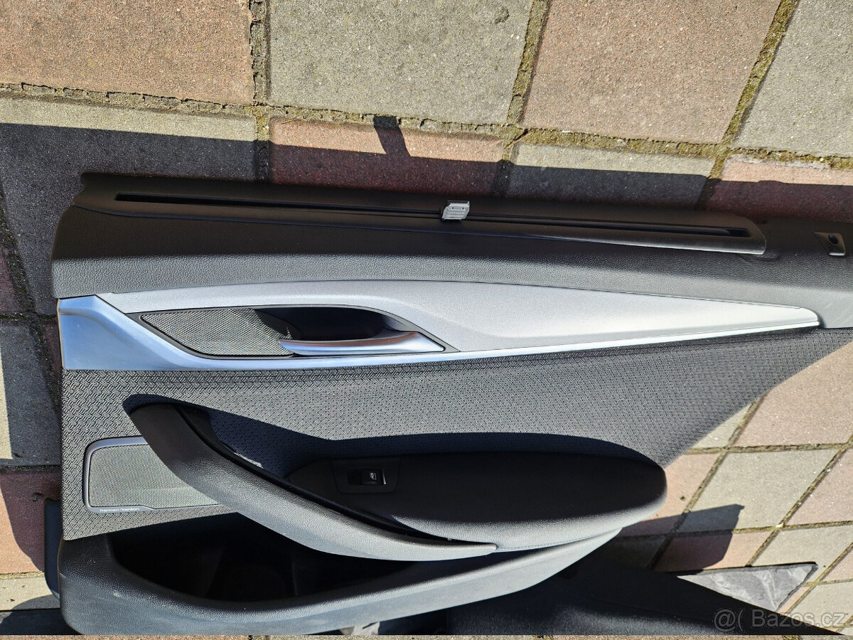 interiér BMW 5er touring G31 - 9