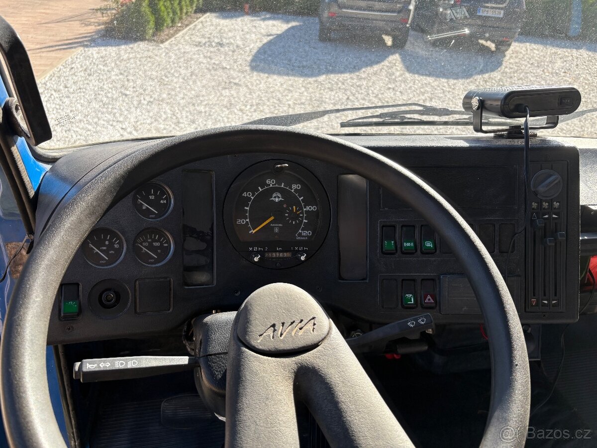 Avia A31T třístranný sklápěč - 9