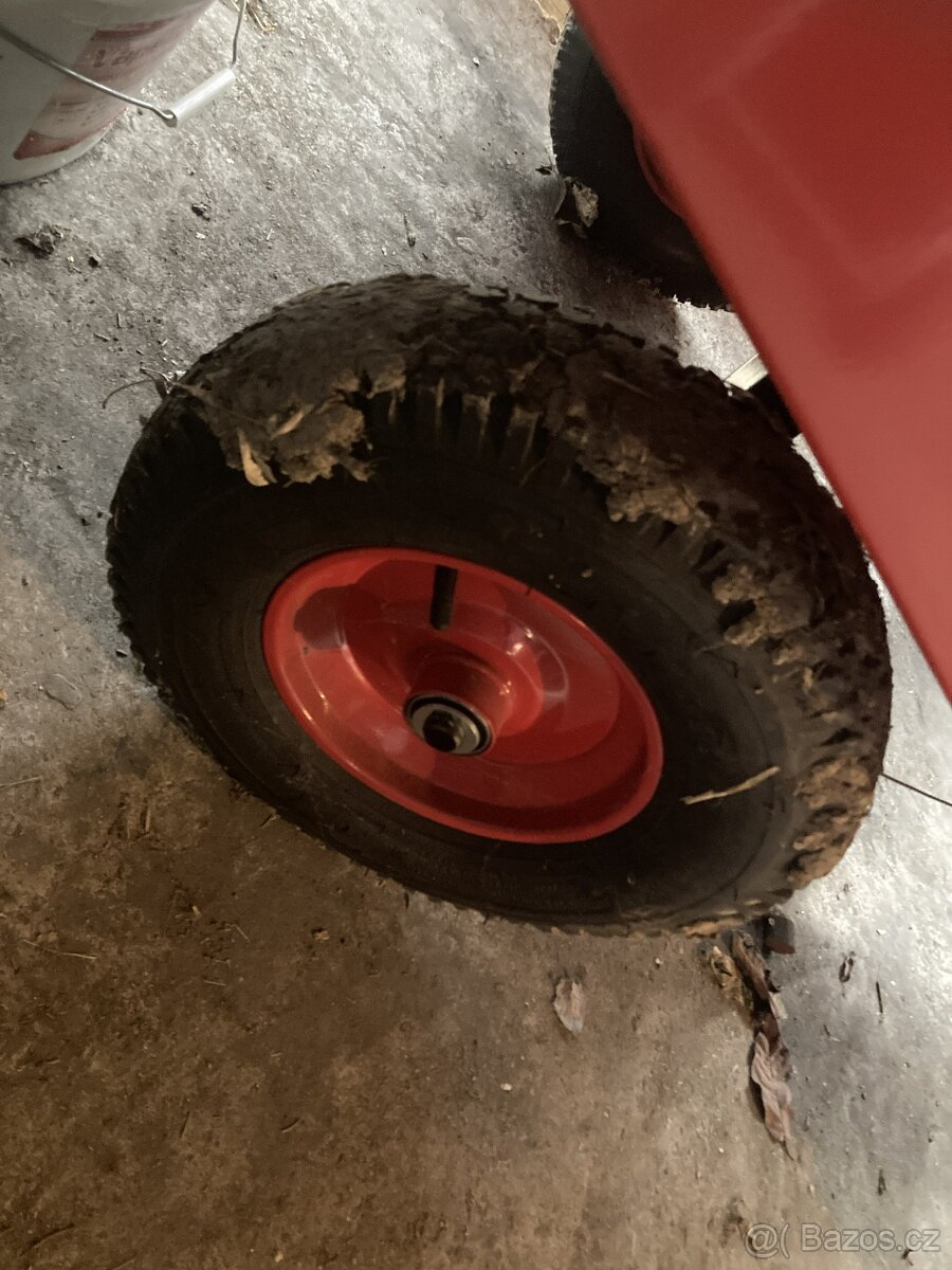 kultivátor s vozíkem - 9