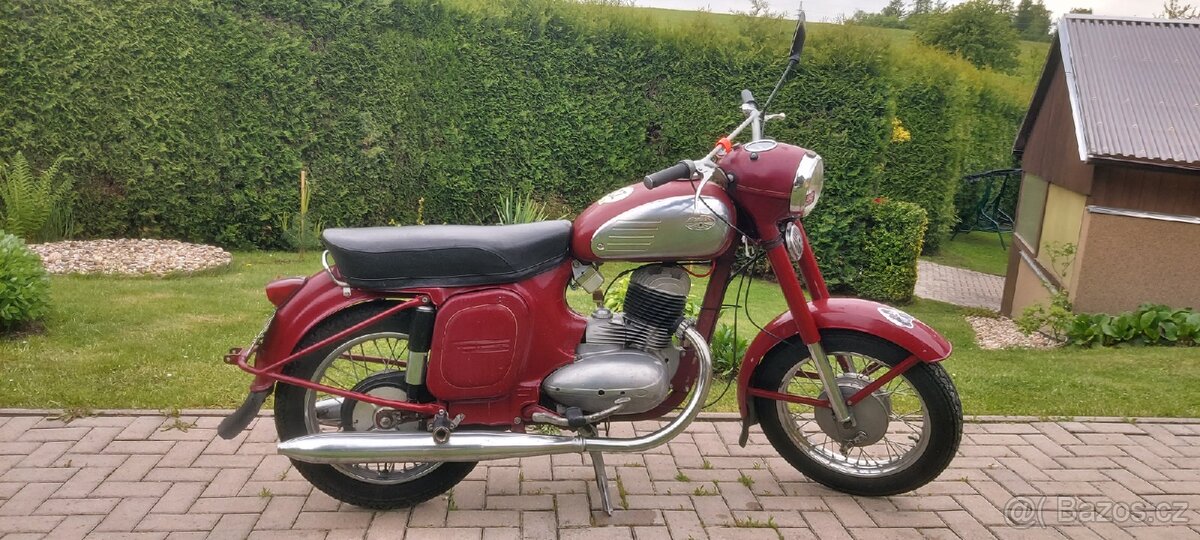 JAWA 250/353 1961 + PAV 40 zapsáno v TP - 9