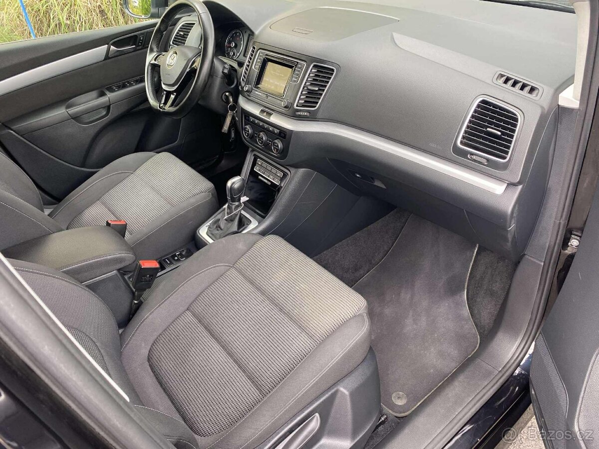 Volkswagen Sharan DSG 05/2018 7 míst - 9
