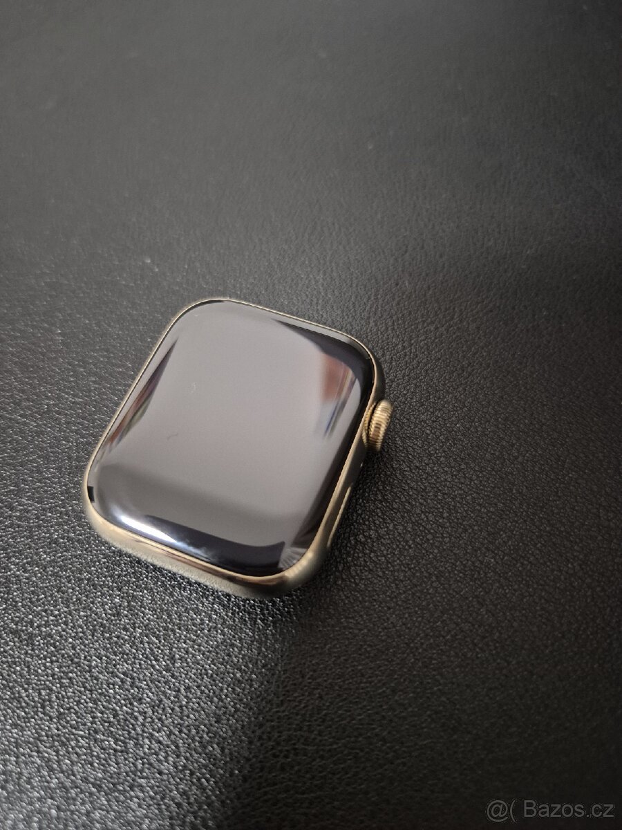 Apple watch series 7 cellular, 41 mm, gold/zlaté - 9